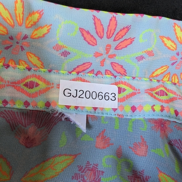 Spring / Summer Button Down Blouse - Picture 8 of 9